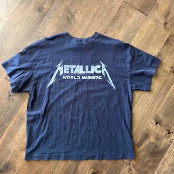 H&M Metallica Tee - Picture 1 of 3